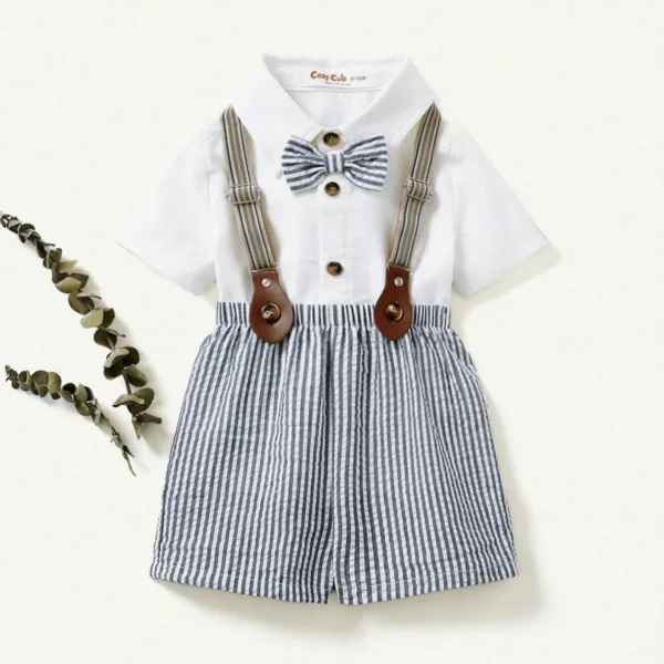 Conjunto de camisa, short con tirantes y corbatín